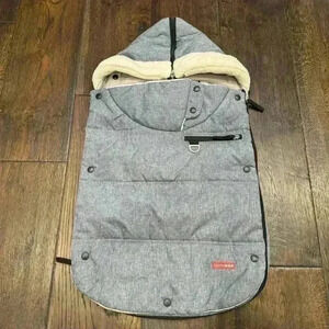 Skip Hop three-season infant footmuff